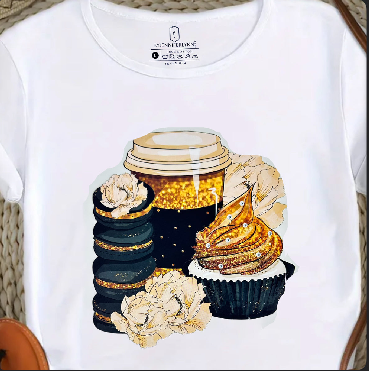 "GOLDEN SWEETS GRAPHIC GLAM TEE"
